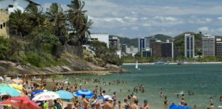 Prefeituras intensificam fiscalização nas praias no verão