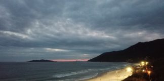 Projeto Praia Iluminada estende o tempo de lazer de moradores e turistas em Florianópolis
